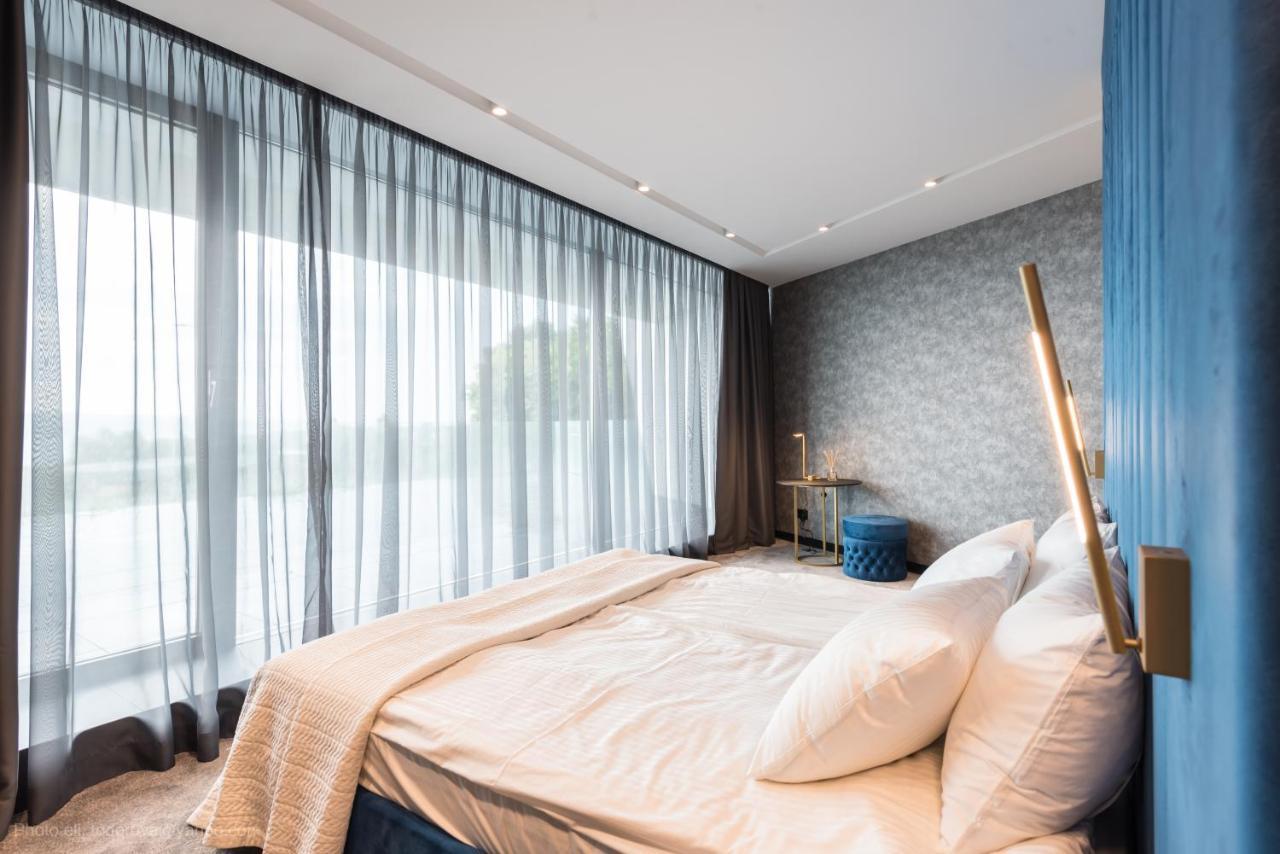 Lotus Luxury Rooms Varna Ngoại thất bức ảnh