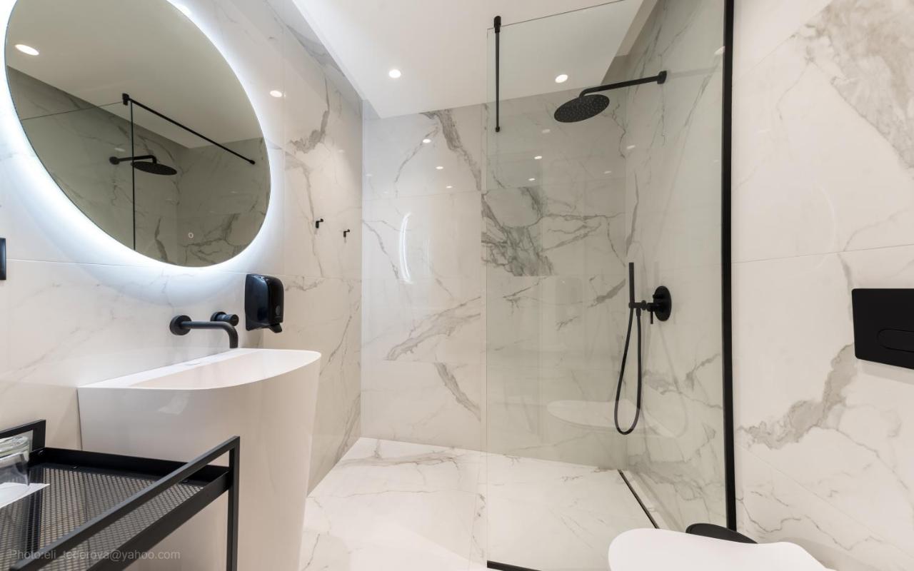 Lotus Luxury Rooms Varna Ngoại thất bức ảnh
