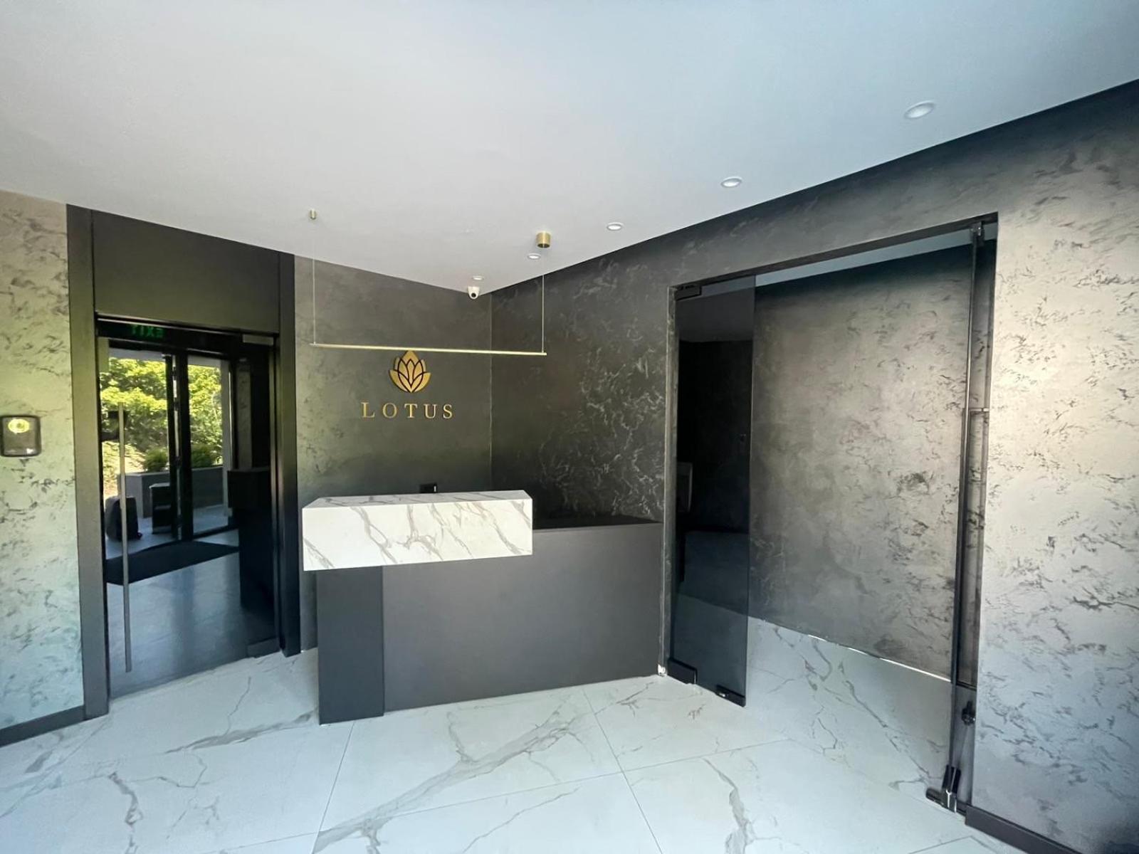 Lotus Luxury Rooms Varna Ngoại thất bức ảnh